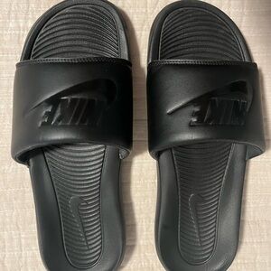 Men’s NiKe Slides